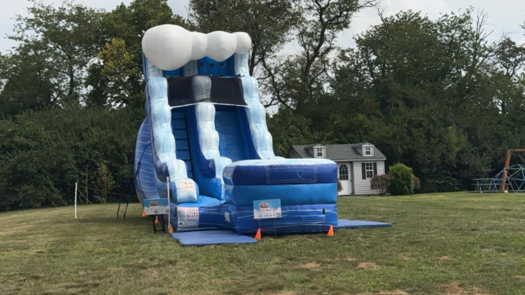 15' Tidal Wave Marble With inflated pool